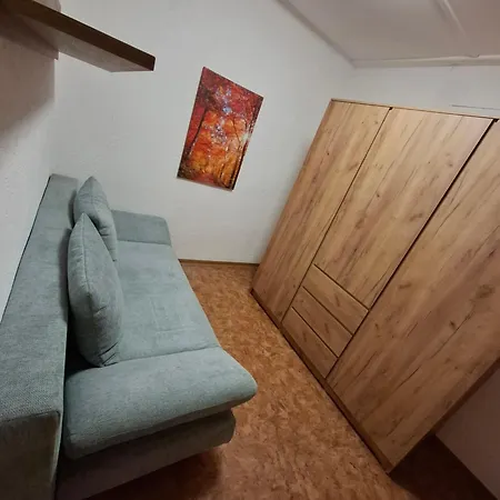 128 Am Zeulenrodaer Zadelsdorf