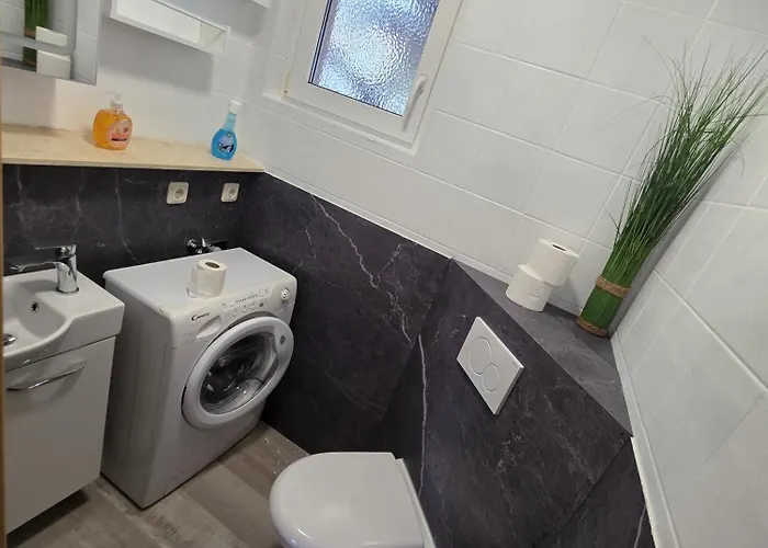 128 Am Zeulenrodaer * Zadelsdorf